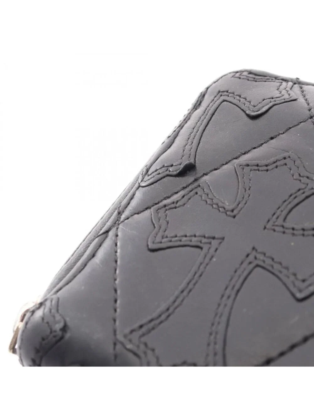 Chrome Hearts Round Wallet Cemetery Cross Patch Quilted Leather